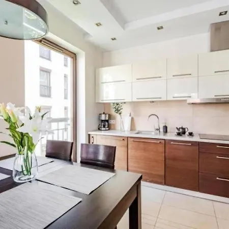 Urbannestgroup Szafarnia 7 I 8 *