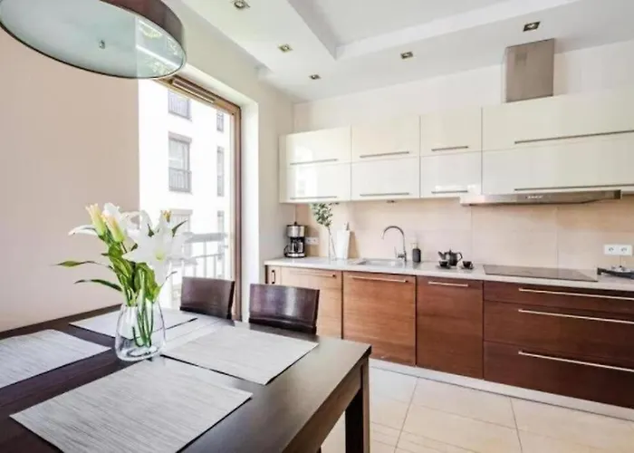 Urbannestgroup Szafarnia 7 I 8 *