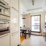 Urbannestgroup Szafarnia 7 I 8